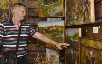 В Гродненском музее открылась выставка художника из Волковыска