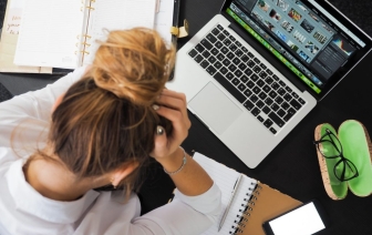 Почему мы так часто болеем на работе