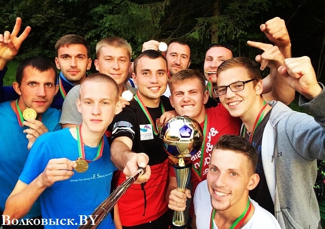 Сборная команда Волковысской футбольной лиги чемпион Принеманья по болотному футболу (ФОТО, ВИДЕО)