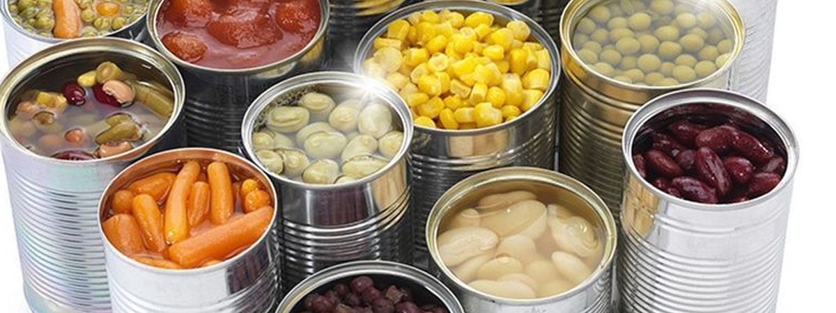 Названы опасные свойства консервированных продуктов