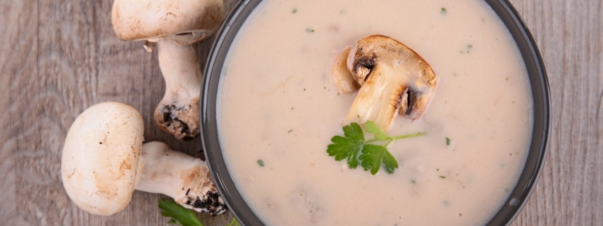 Вот как легко готовится всеми любимый грибной крем-суп со сливками