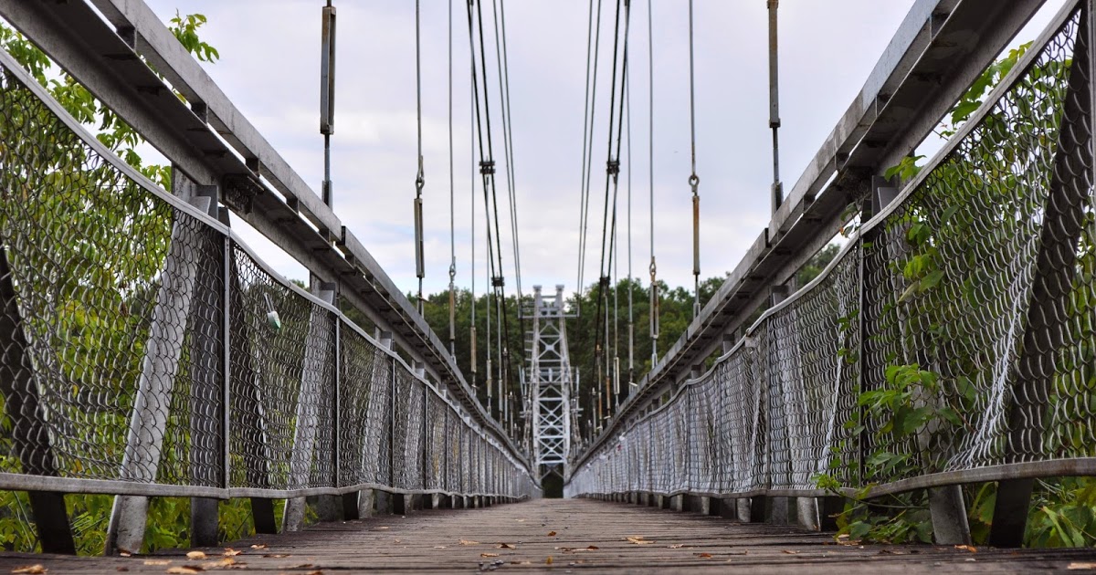 самый длинный в Мостах подвесной пешеходный мост