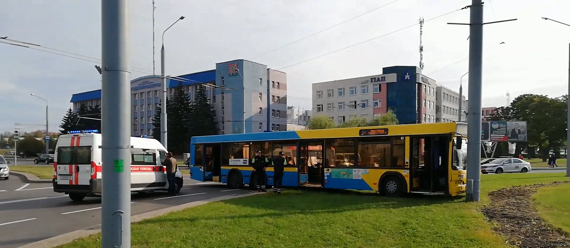 Гродно бус. Автобус Россия Гродно. Гродненская 16 автобус.